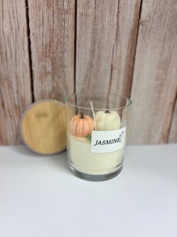 Jasmine scented candle