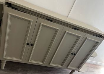 Full size Murphy bed