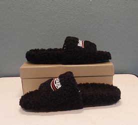 Balenciaga Furry Slide Sandals Black (Size 42 EU / 10 US) – $85