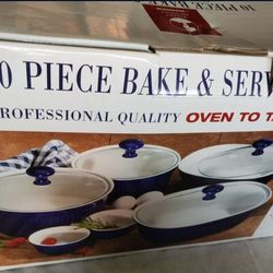 Brand New In Box 10 Piece Professional Quality Ceramic Bake & Serve Ceramic Stoneware Set With Lids color blue

Freezer oven microwave and dishwasher 