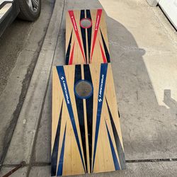 Cornhole set
