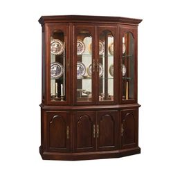 Beautiful 1987 Red Mahogany China Cabinet.