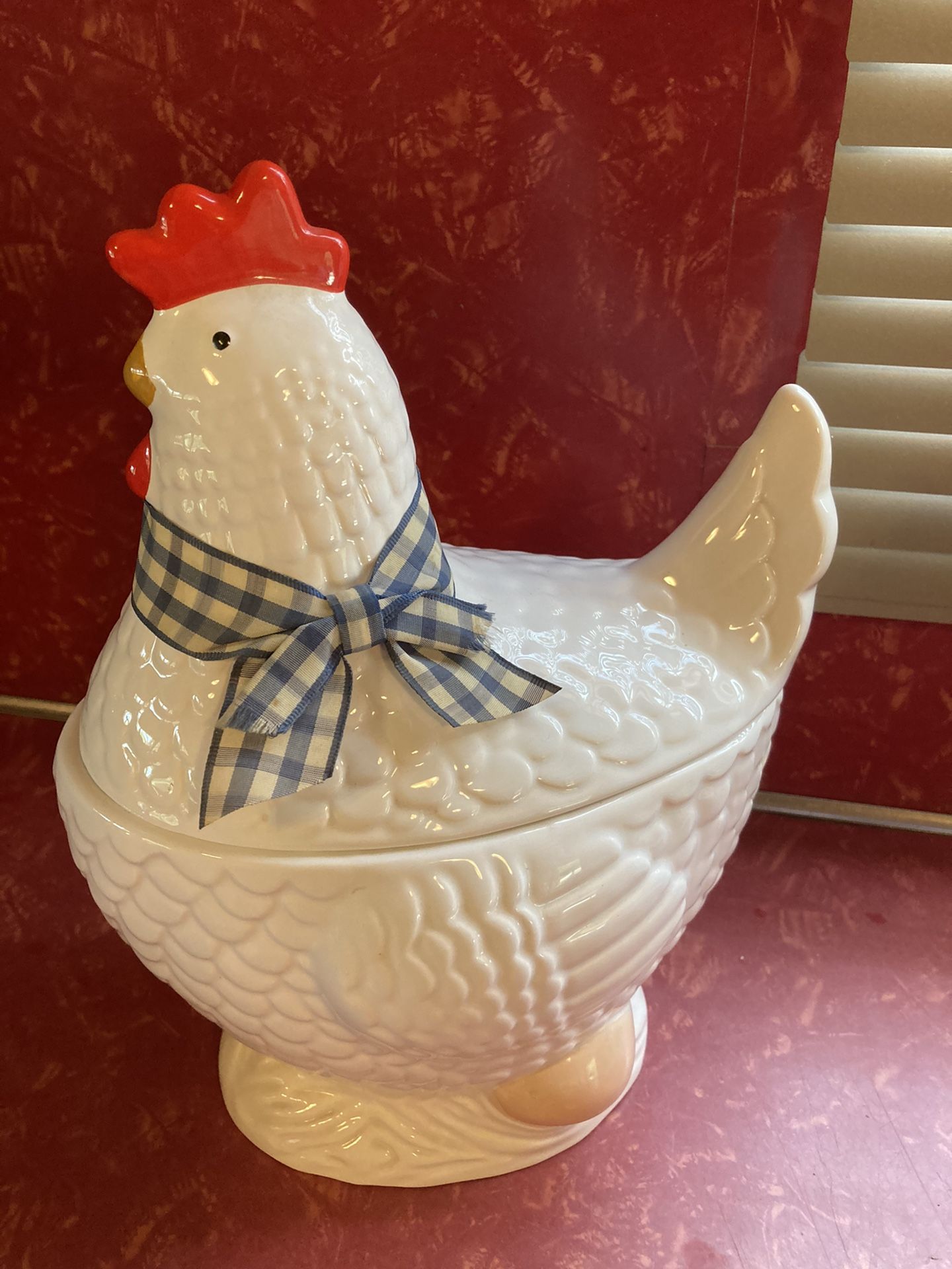 Avon Gallery Original Chicken Cookie Jar