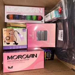 Women’s health & beauty mystery box