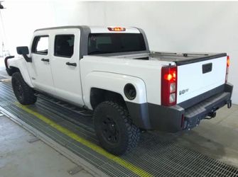 2010 HUMMER H3T