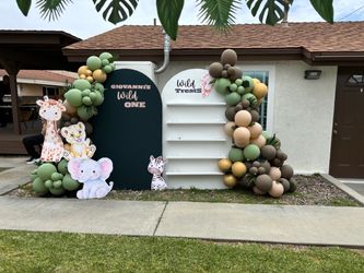 Balloon garland