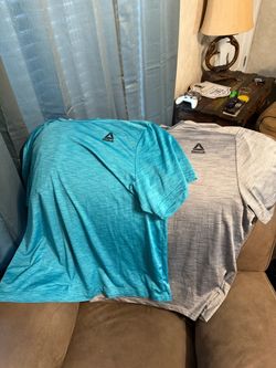 Men’s 3xl Reebok Performance shirts x2