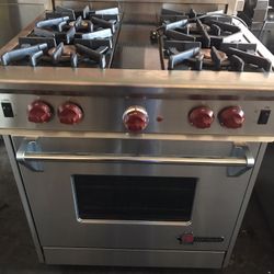 WOLF Gourmet Professional Stove 30”