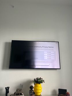 SAMSUNG TV
