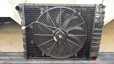 SBC 350 radiator with attached transmission radiator and electric fan