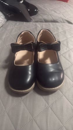 Girls shoes size 1
