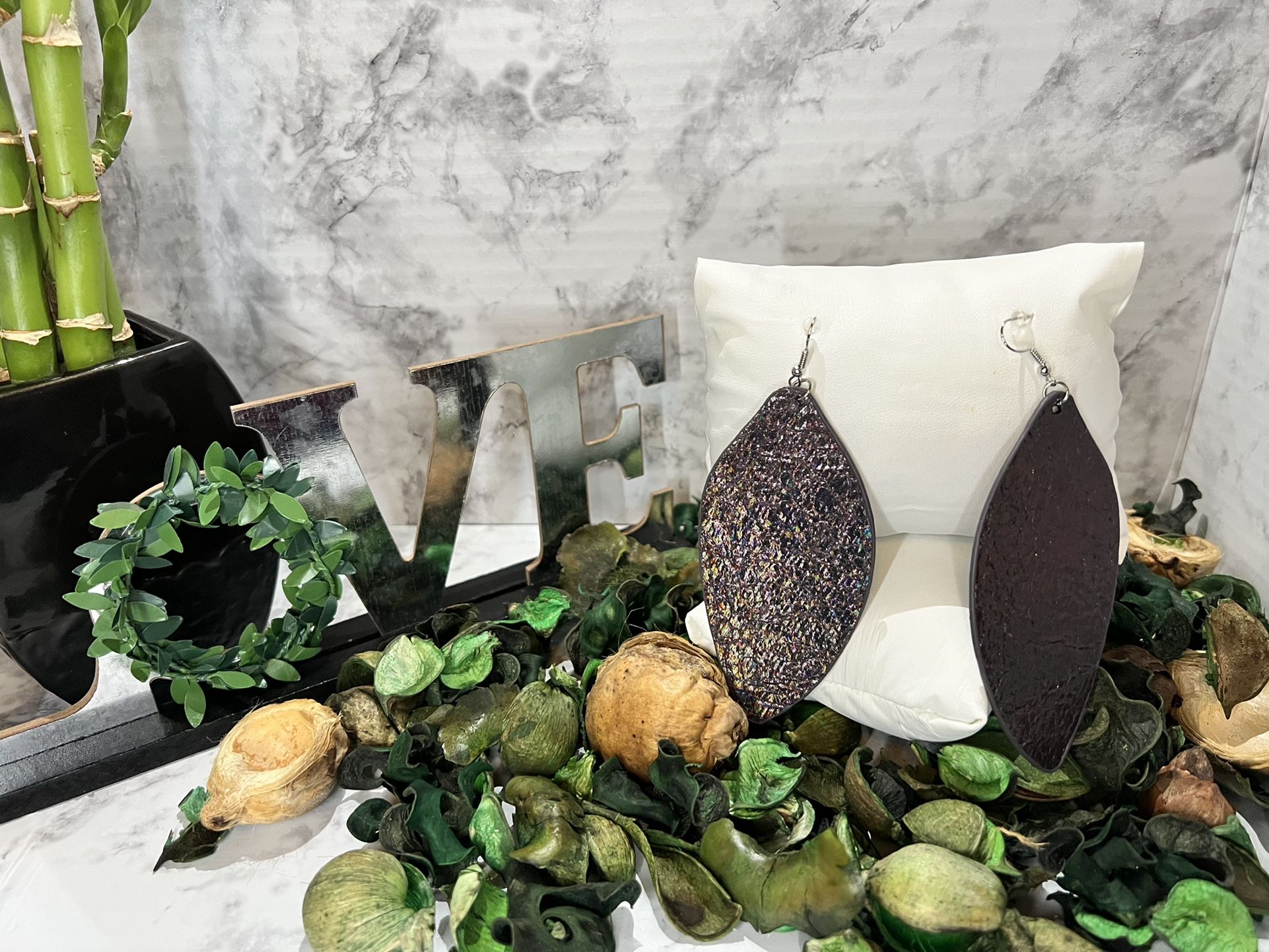 Leather Leafs Earring 