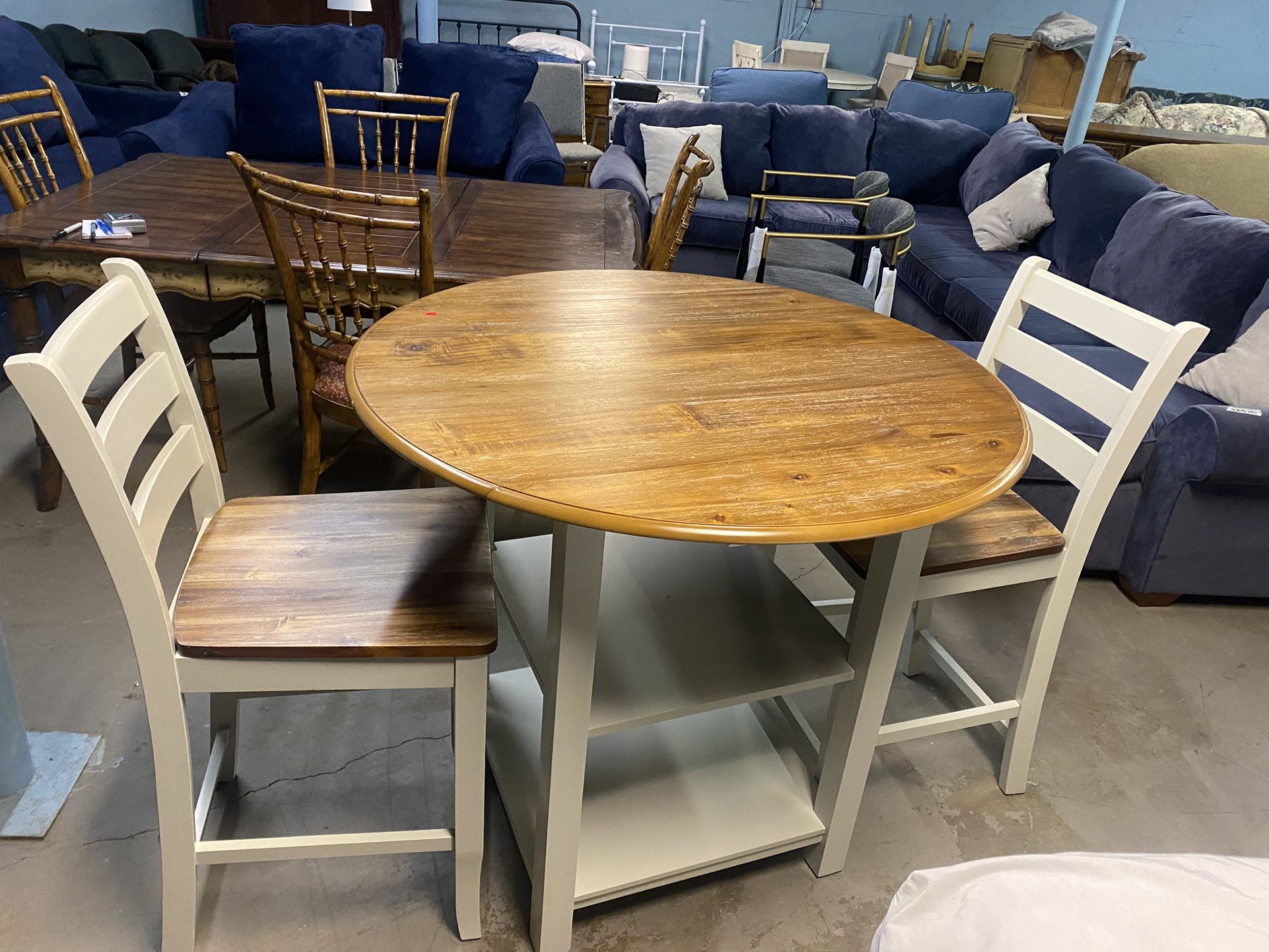 Nice Wooden Dining Table with 2 Chairs