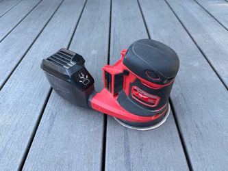 Milwaukee Cordless Random Orbit Sander