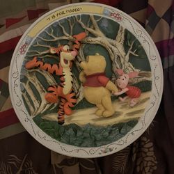 Poohs Honey Pot Adventures Collectible Plate