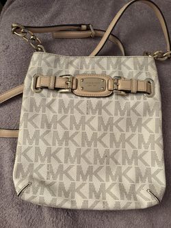 MK purse