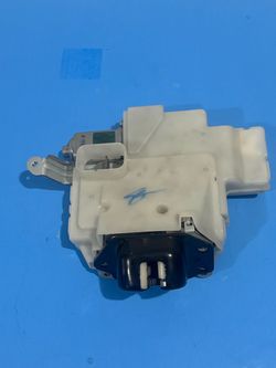 11-17 Infiniti QX56 QX80 Tailgate Power Lock Latch Actuator 905520AQ000 Oem