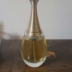 Dior J'adore Perfume