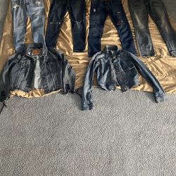 Women Levi’s Clothes