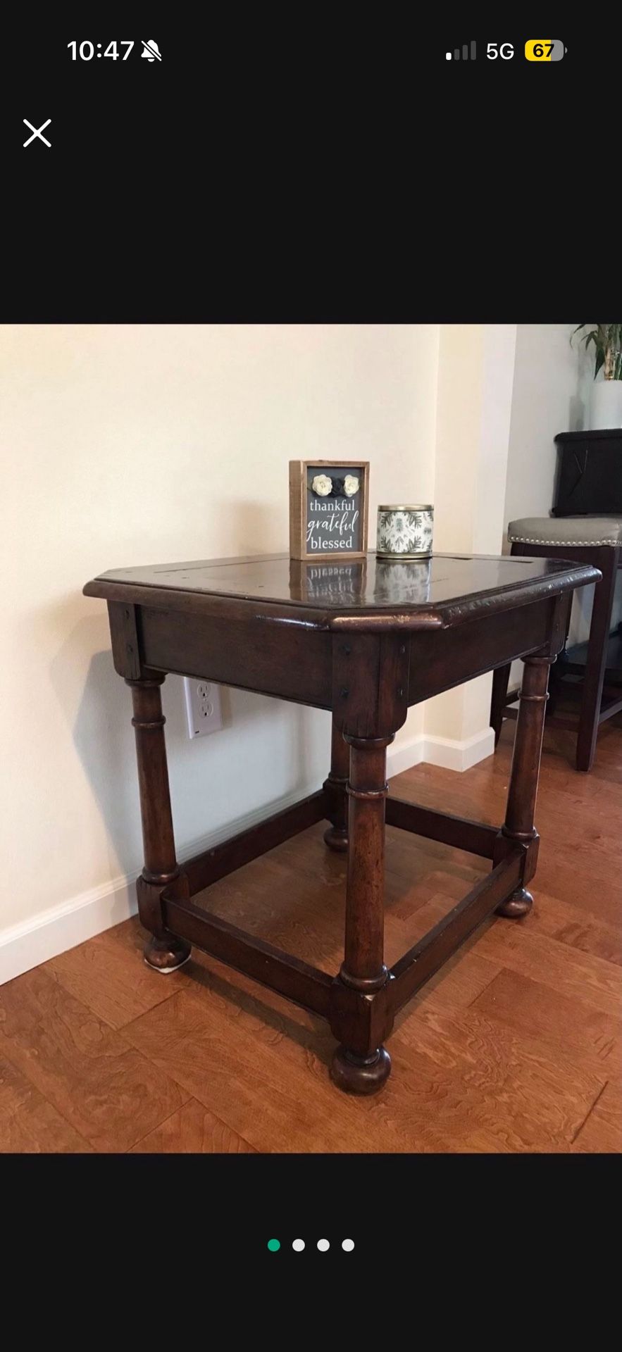 End Table / Night Stand