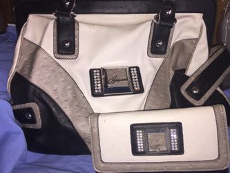 Guess purse+ wallet