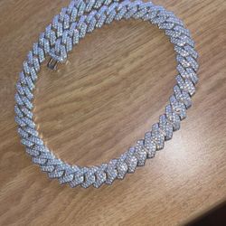 14 mm Iced Prong Cuban chain 18” Size