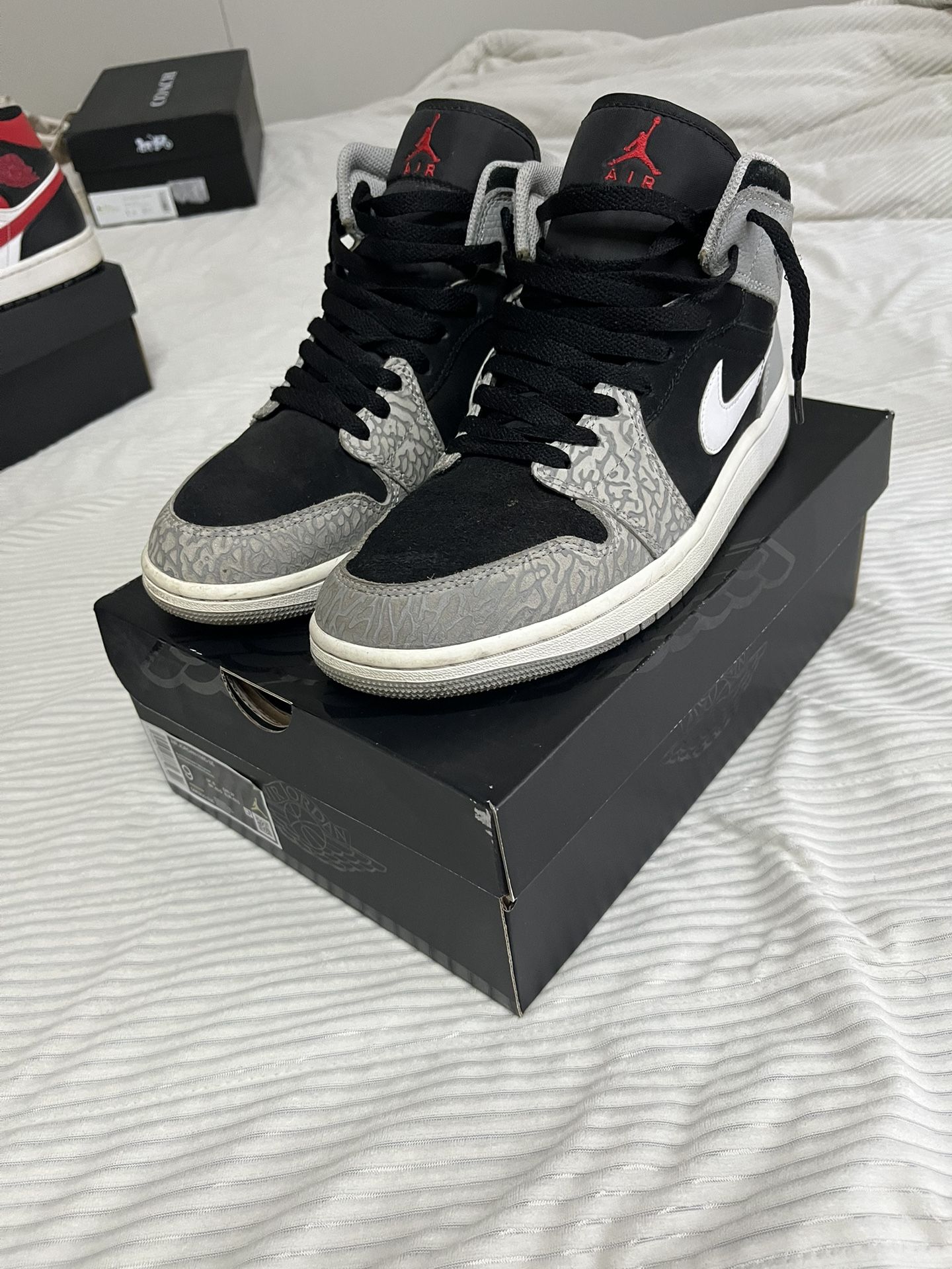 Air Jordan 1