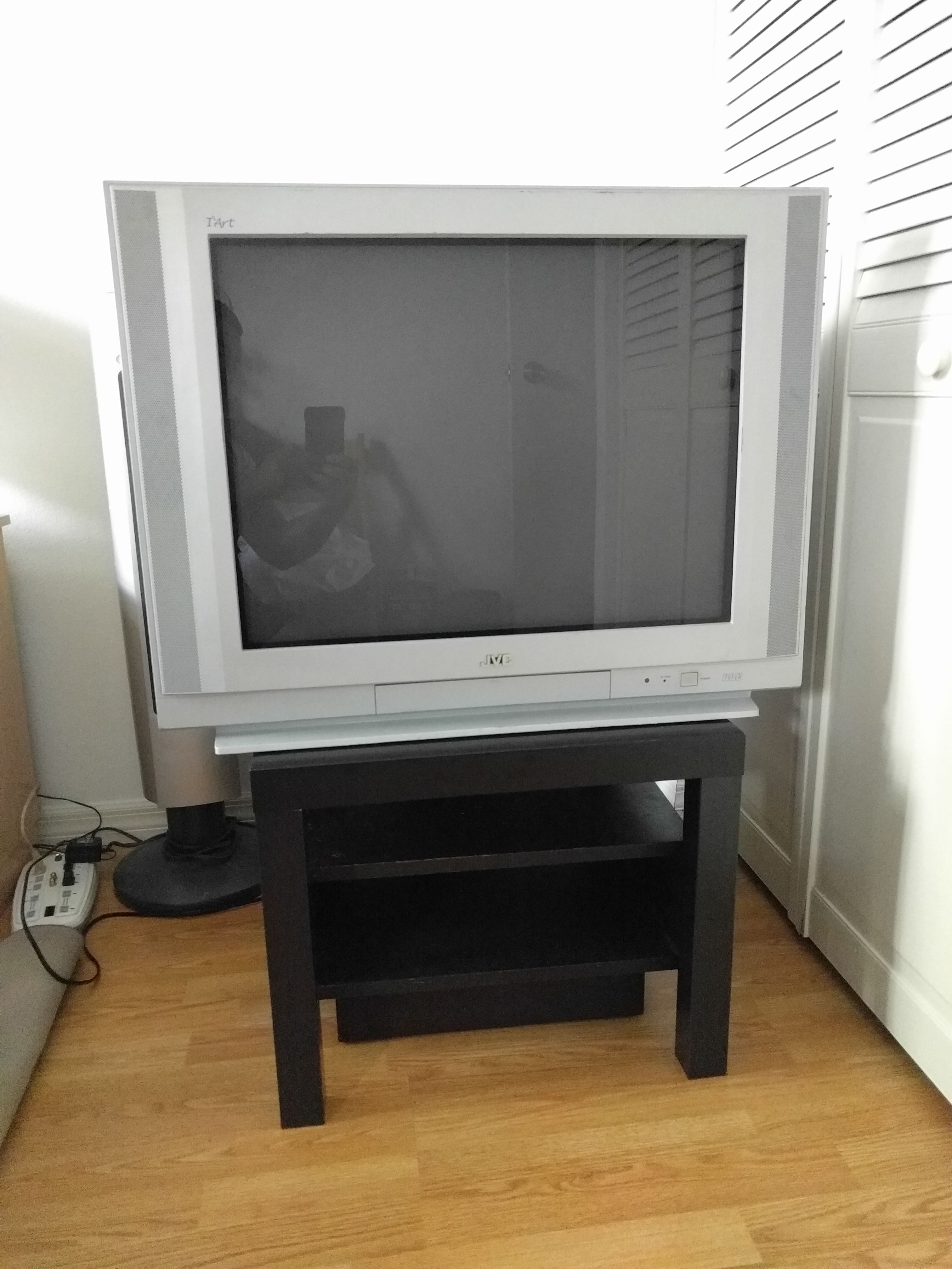 JVC I'Art 27 inch flat tube CRT TV with remote