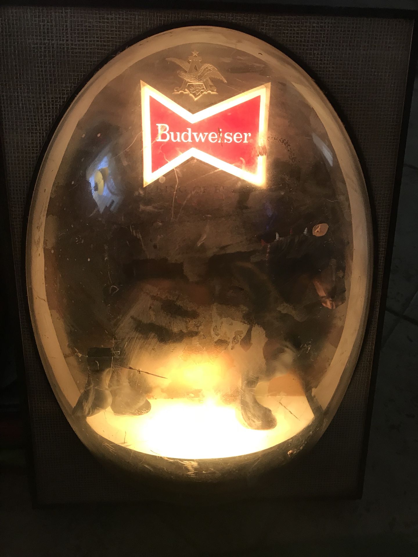 Vintage 3D lighted bubble dome Budweiser Clydesdale horse sign