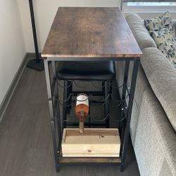 2-Stool Bar Table