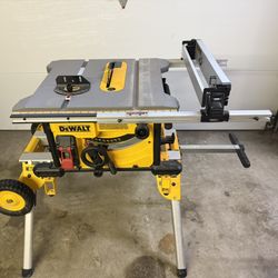 Dewalt Table Saw With Folding Stand 