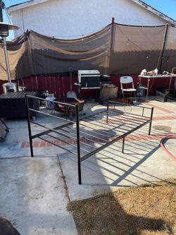 Twin size bed frame