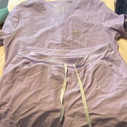 FIGS scrubs 