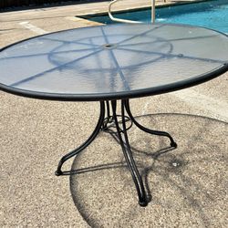 Outdoor 50” Patio Glass Table 