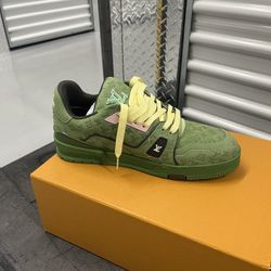 Louis Vuitton Low Top Trainer Sneaker