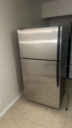 Refrigerator For sale