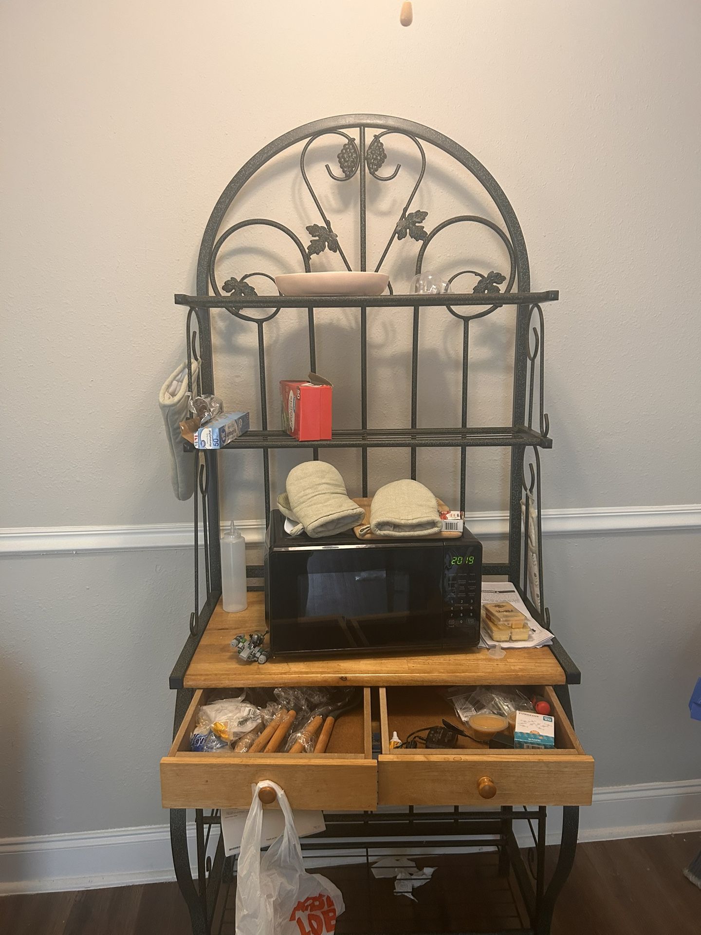 Kitchen Hutch
