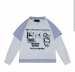 Tee small