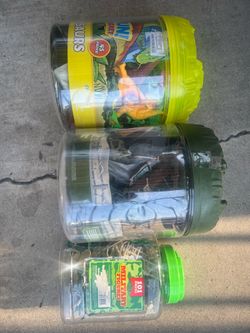 Military and dinosaur toys