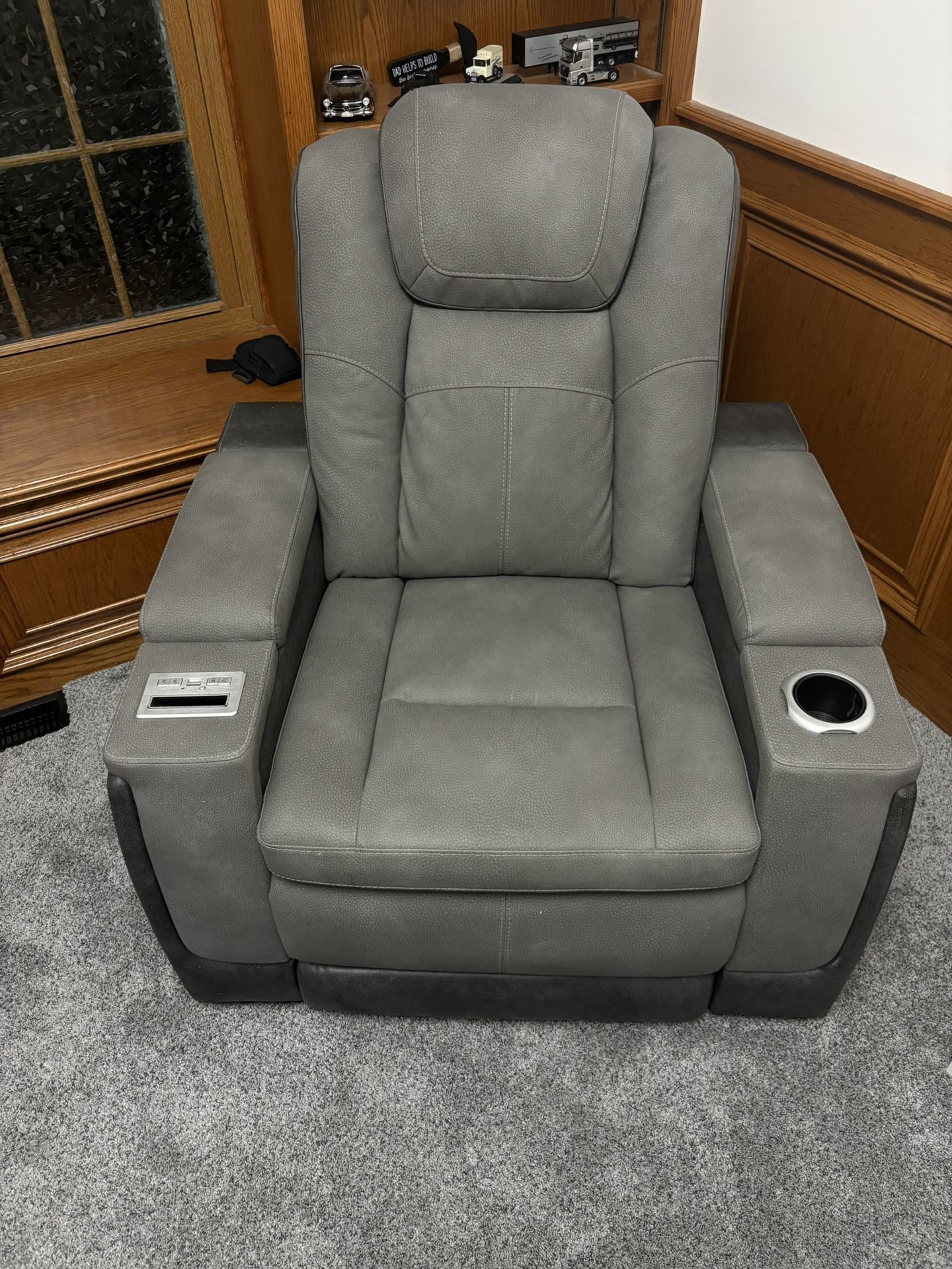 Recliner Sofa