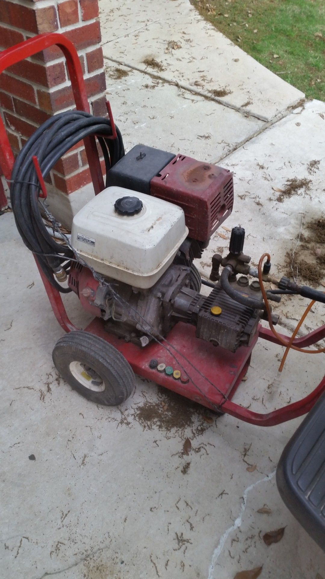 Pressure washer