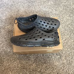 Kane Footwear Size 8