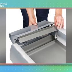 Pet safe Scoopfree Automatic Cat Litter Box - No Refillable Tray