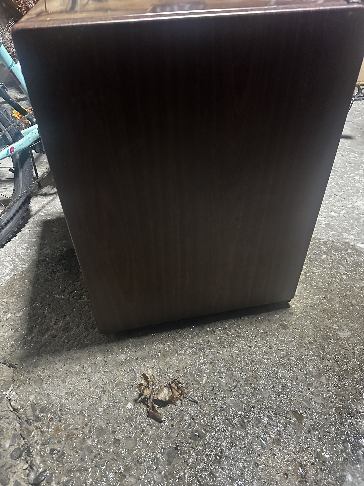 Mini fridge