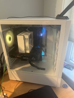 Mid-Range custom Built Gaming PC. (full Setup) 