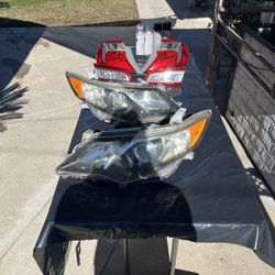 2014 Toyota Camry Headlights + Taillights