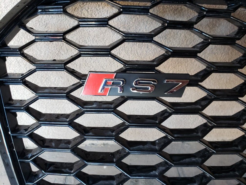 Audi RS7 Grille