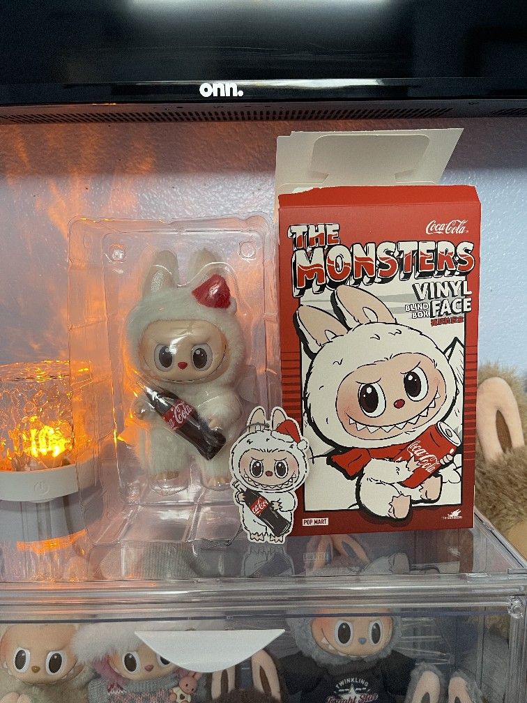 AUTHENTIC POPMART - MONSTERS LABUBU coca cola surprise shake keychain