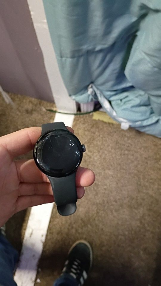 Google Pixel Watch. 