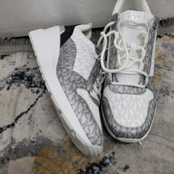 New Mk Sneakers Sz 11